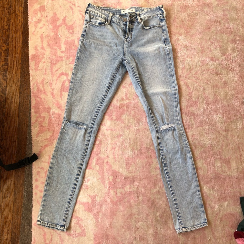 Bullhead light blue acid wash distressed jeans